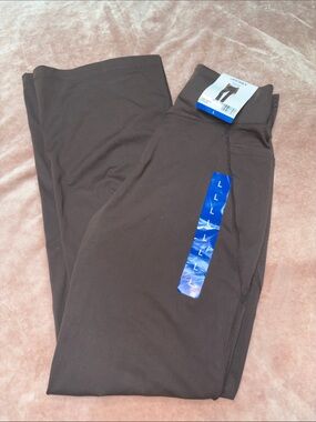 Jockey Women’s Brown Full-Length Flare Leggings with pockets